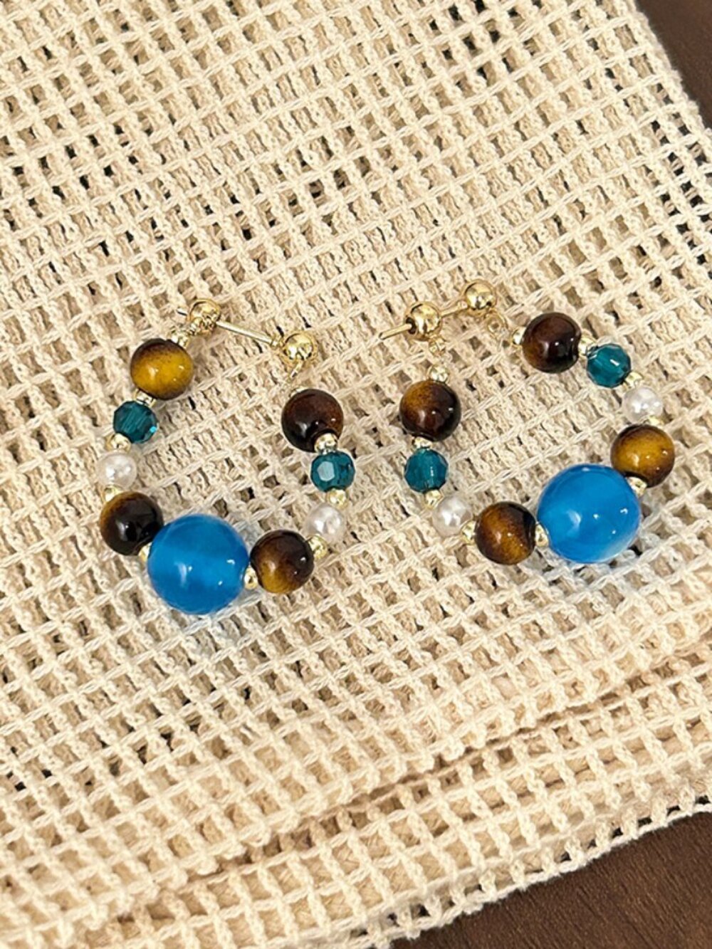 Original Color Stone Round Drop Earrings